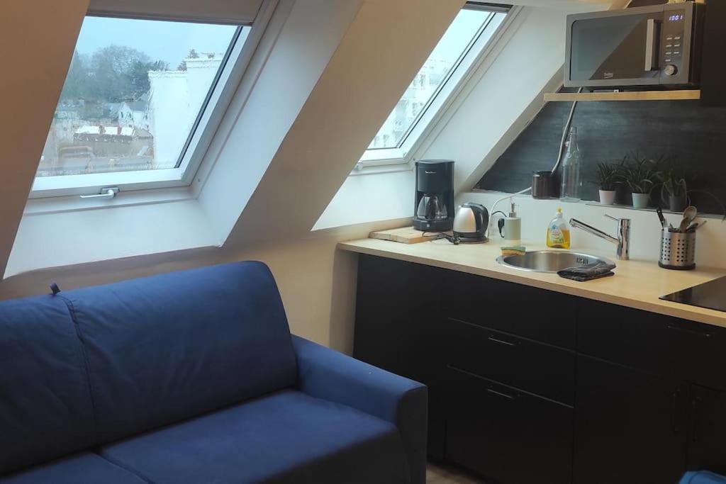 Lamoriciere Avec Parking - Centre Apartment
